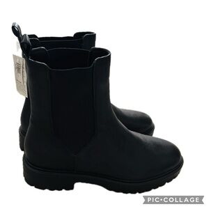 Banana Republic Black Chelsea Boots